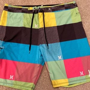 Hurley board shorts size 40